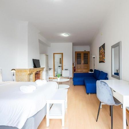 Kubata Hill Hotell Parede Exteriör bild